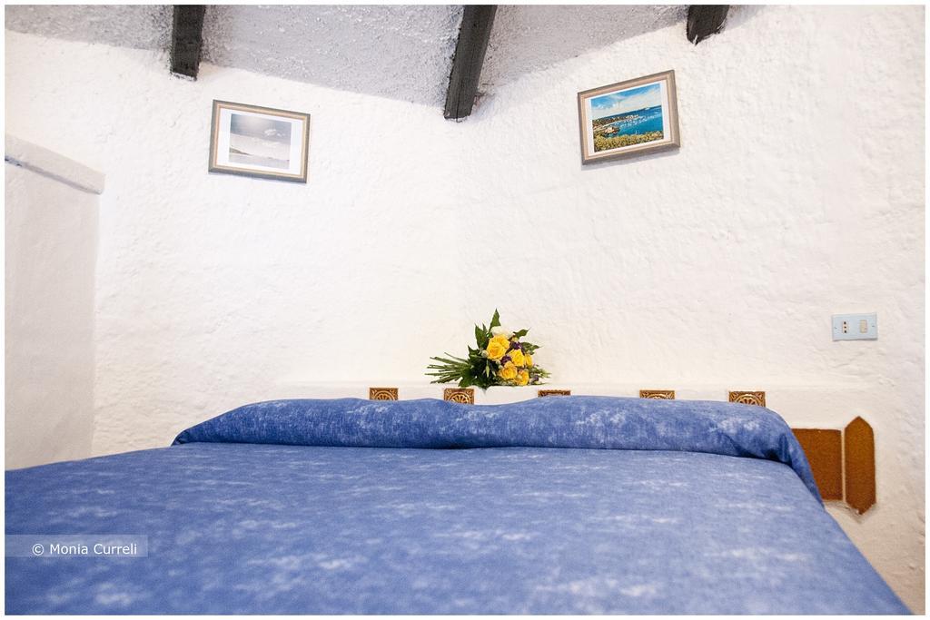 Hotel Camping Baia Saraceno Palau Pokoj fotografie