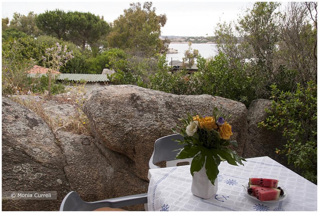Hotel Camping Baia Saraceno Palau Pokoj fotografie