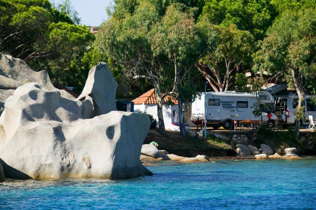 Hotel Camping Baia Saraceno Palau Exteriér fotografie