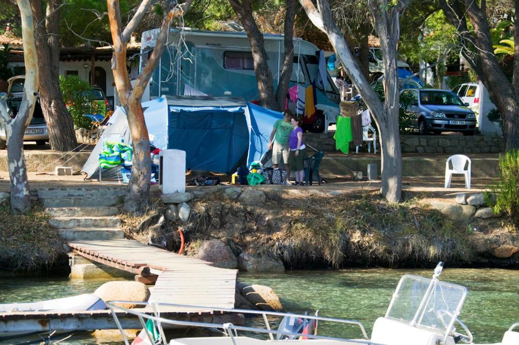 Hotel Camping Baia Saraceno Palau Exteriér fotografie